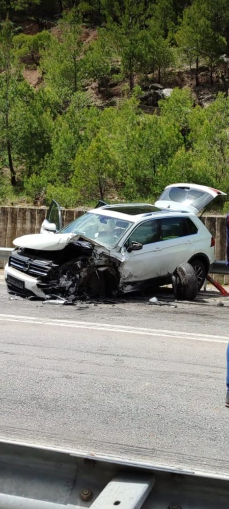 Isparta-Antalya yolunda kazada 1 ölü 