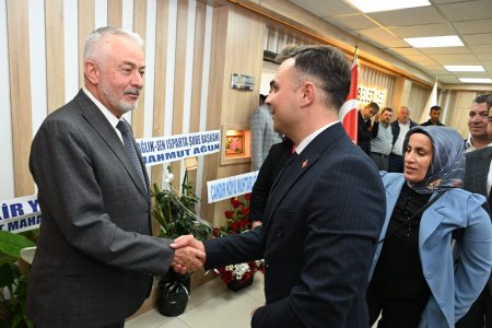 Mahallelerimizin hepsine eşit hizmet götürdük