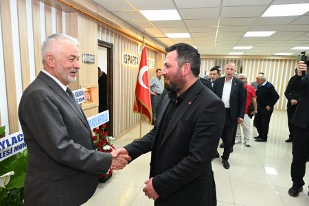 Mahallelerimizin hepsine eşit hizmet götürdük