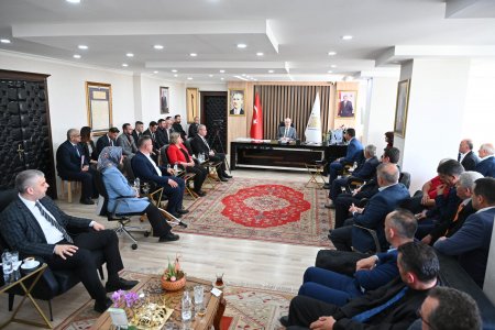 Mahallelerimizin hepsine eşit hizmet götürdük