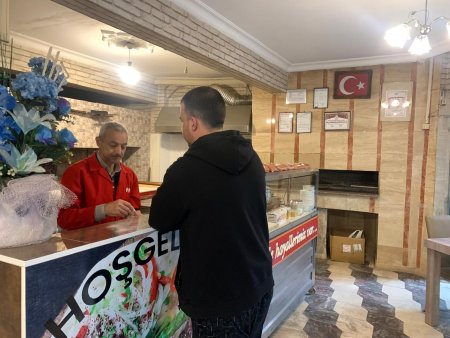 Perişan pide fiyatlarıyla şaşırtıyor