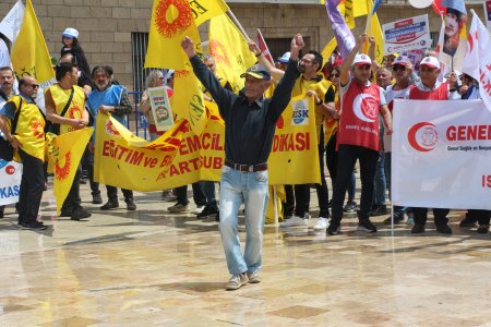 Isparta’da 1 Mayıs kutlaması