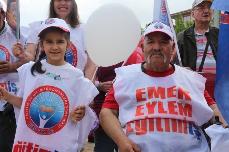 Isparta’da 1 Mayıs kutlaması