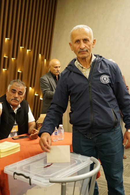 Başkan Uslu Arıcılar Birliği Olağan Kongresinde Güven Tazeledi