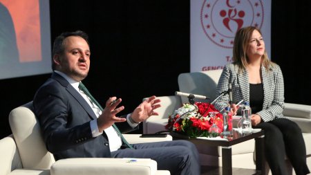 Bakan Yardımcısı Dr. Enes Eminoğlu SDÜ’nün Konuğu Oldu