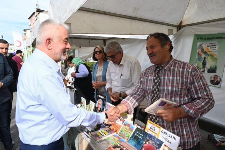 Başdeğirmen festivalin son günüde stantları gezdi