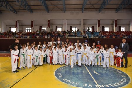 Eğirdir’de Taekwondoda kuşak terfi heyecanı
