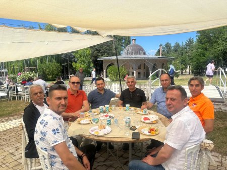 Futbol hakemleri kapanışı Gökçay'da yaptı