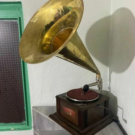 Topçu Antika’da yeni ürünler misafirlerini bekliyor 