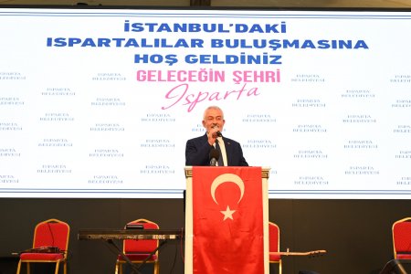 İstanbul’u gül kokuları sardı