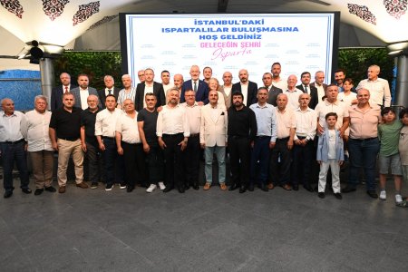 İstanbul’u gül kokuları sardı