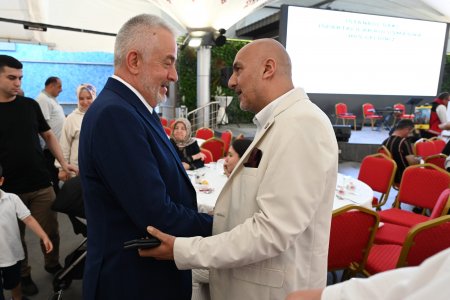 İstanbul’u gül kokuları sardı