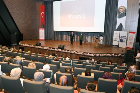 Isparta’da kadınlara e-ticaret eğitimi verildi
