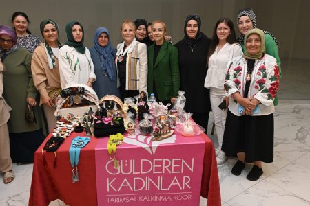 Isparta’da kadınlara e-ticaret eğitimi verildi