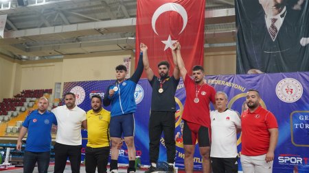 Gençler Kulüpler Türkiye Halter Şampiyonası sona erdi