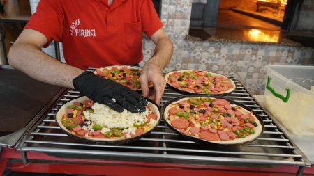 Zamlara inat eşsiz lezzetiyle “Perişan Pide” 