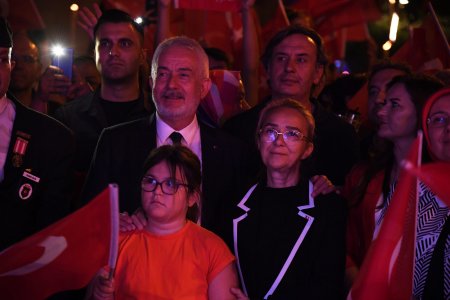 Zafer coşkusu Fahriye Kuru konseriyle yaşandı