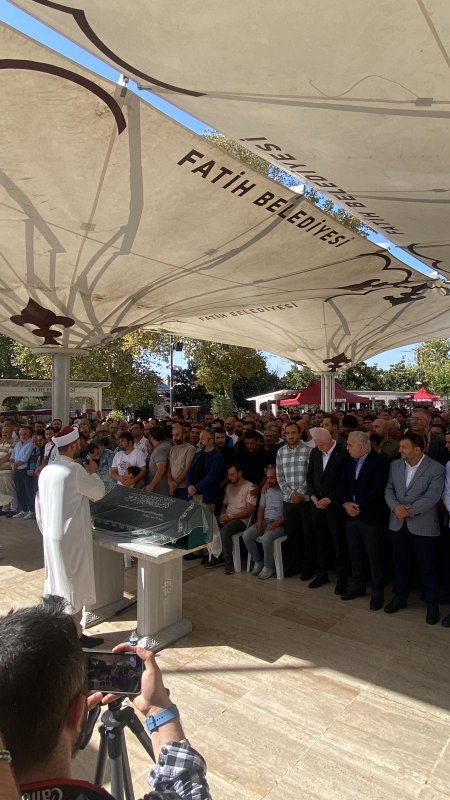 Milletvekili Zabun İstanbul'da Uzuner ailesini yalnız bırakmadı 