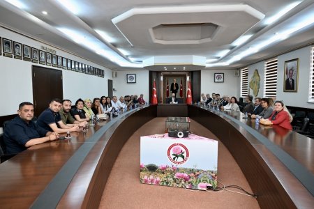 Isparta’ya faydalı işler yapacağız