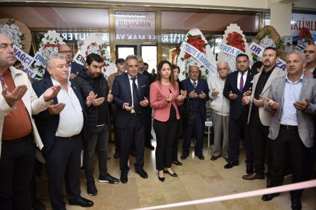 Rose Makyaj Bijuteri açıldı