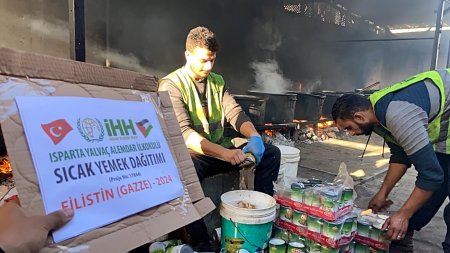 Gönüllere dokundular