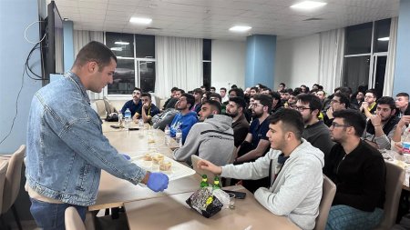 GSB Isparta yurtlarında şehitlerimize dualarla vefa