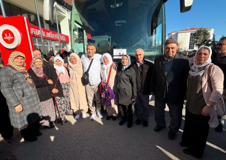 Isparta'da 270 umre yolcusu dualarla uğurlandı 