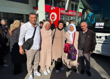 Isparta'da 270 umre yolcusu dualarla uğurlandı 