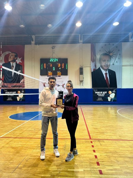 Sağlık-Sen dostluk kupası şampiyonu File’nin Aslanları oldu 