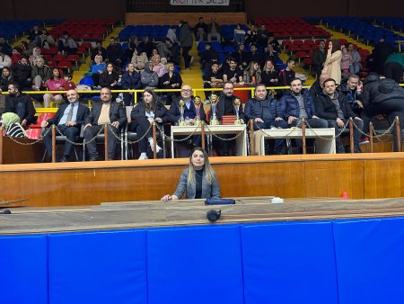 Sağlık-Sen dostluk kupası şampiyonu File’nin Aslanları oldu 