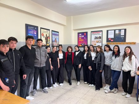 SDÜ'den Lise Öğrencilerine “İletişim Yolculuğu” Deneyimi