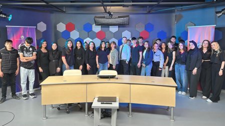 SDÜ'den Lise Öğrencilerine “İletişim Yolculuğu” Deneyimi