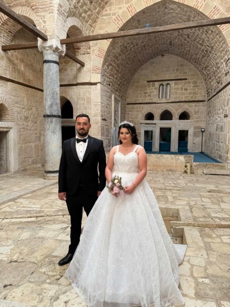 Merve ile Barış hayatlarını birleştirdi