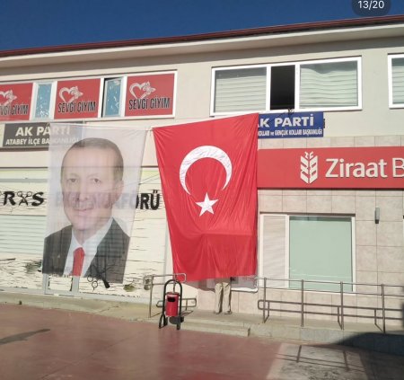 AK PARTİ teşkilatları ve belediyeleri Türk Bayraklarıyla donatıldı