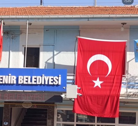AK PARTİ teşkilatları ve belediyeleri Türk Bayraklarıyla donatıldı