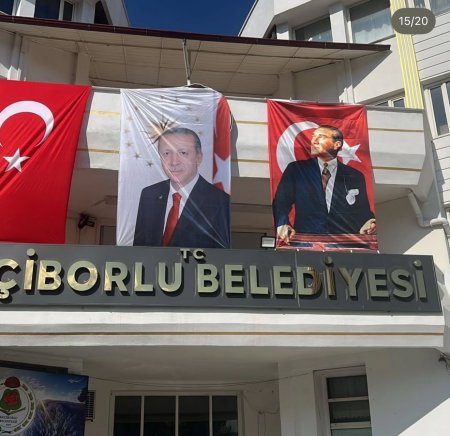 AK PARTİ teşkilatları ve belediyeleri Türk Bayraklarıyla donatıldı