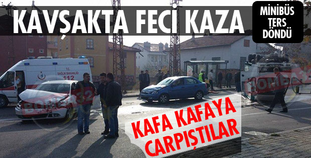 3 ARAÇ BİRBİRİNE GİRDİ