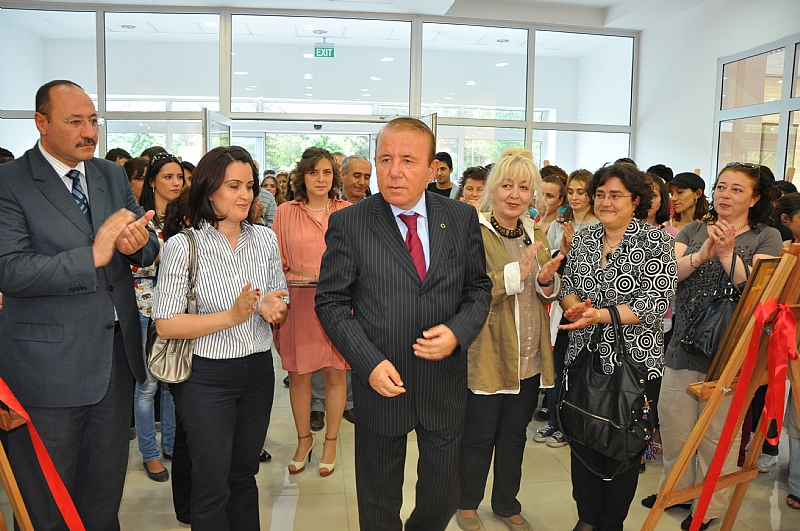 GELENEKSEL TÜRK SANATLARI KARMA SERGİSİ SANATSEVERLERİN BEĞENİSİNE SUNULDU...