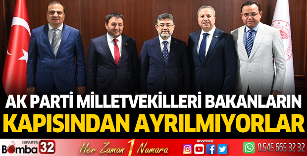Ak Parti milletvekilleri bakanların kapısından ayrılmıyorlar