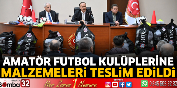 Amatör Futbol Kulüplerine malzemeleri teslim edildi 