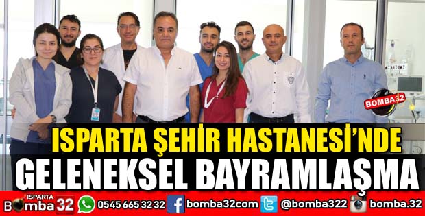 BAŞHEKİMİ VE HASTANE YÖNETİMİNDEN BAYRAM ZİYARETİ