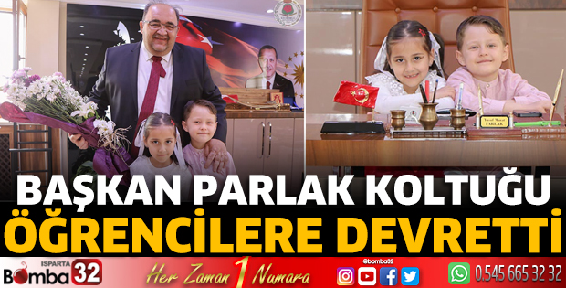 Başkan Parlak koltuğu öğrencilere devretti