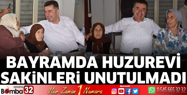 Bayramda huzurevi sakinleri unutulmadı