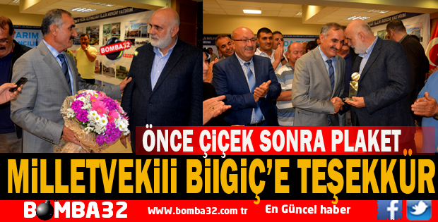 BİLGİÇ'E ÖNCE ÇİÇEK SONRA PLAKET