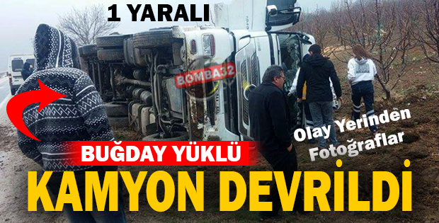 Buğday Yüklü Kamyon Devrildi