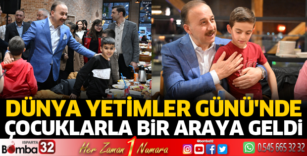 Dünya Yetimler Günü'nde çocuklarla bir araya geldi