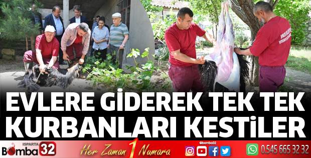 Evlere giderek tek tek kurbanları kestiler
