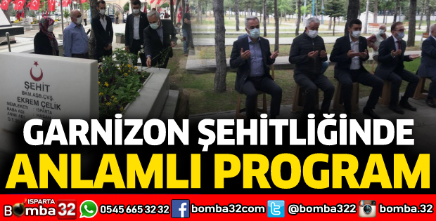 Garnizon Şehitliğinde anlamlı program