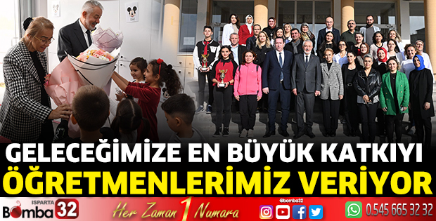 Geleceğimize en büyük katkıyı öğretmenlerimiz veriyor
