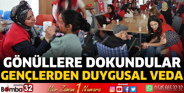 Gençlerden duygusal veda